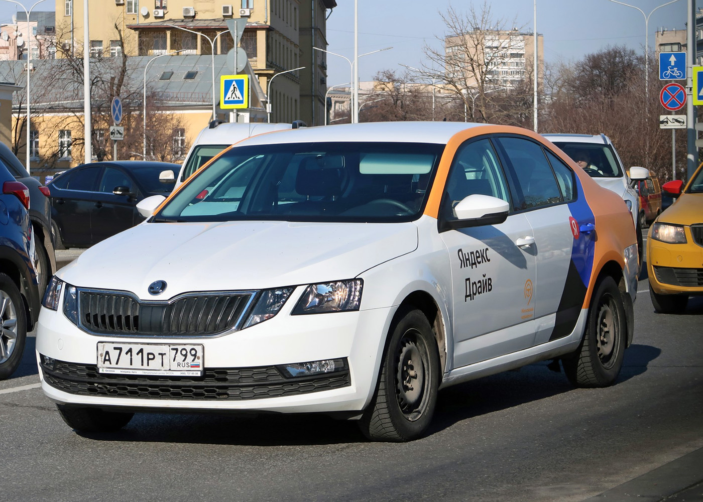 Москва, Škoda Octavia № А 711 РТ 799