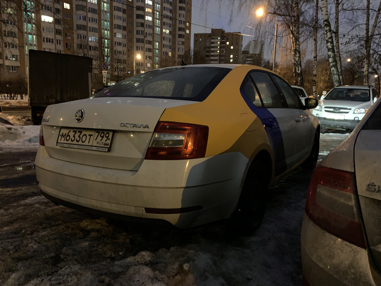 Москва, Škoda Octavia № М 633 ОТ 799
