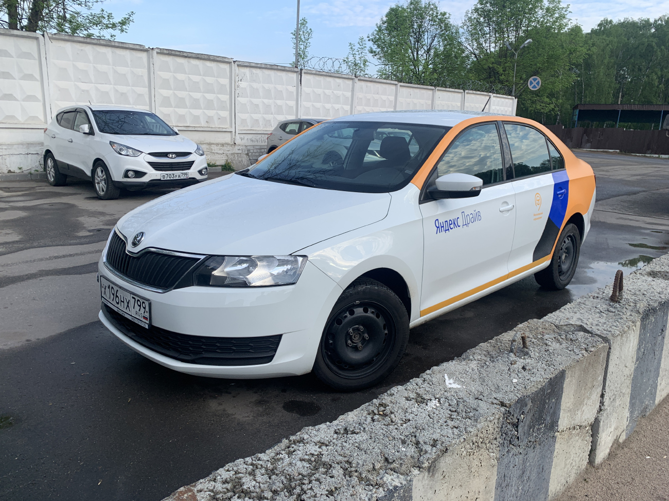 Москва, Škoda Rapid № Х 196 НХ 799
