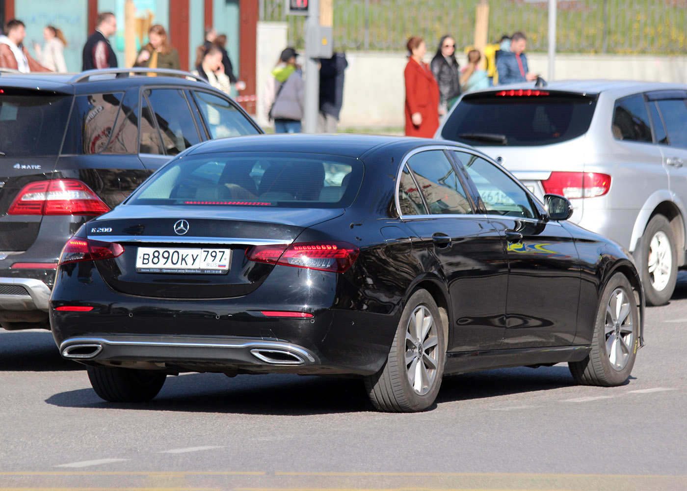 Межгород (Москва - Санкт-Петербург), Mercedes-Benz E-Klasse № В 890 КУ 797