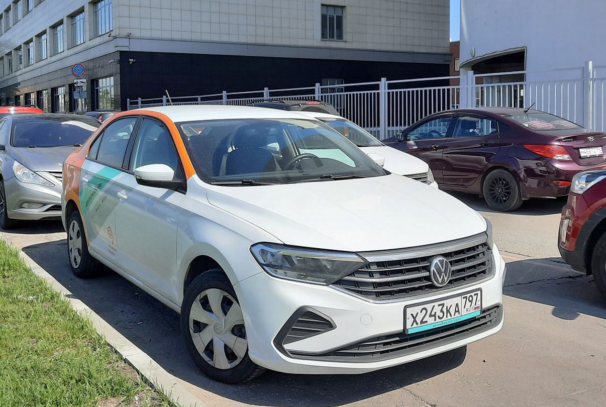 Москва, Volkswagen Polo № Х 243 КА 797