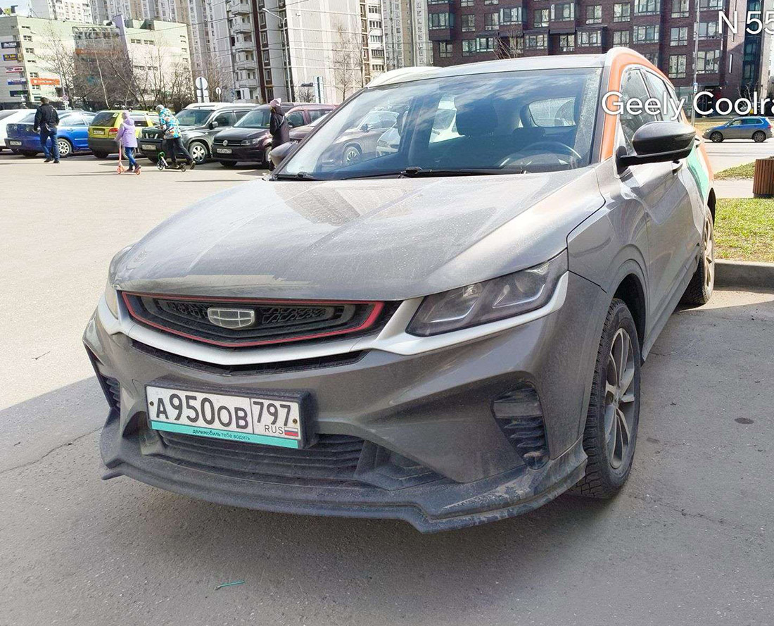 Фотографии из приложений каршеринга