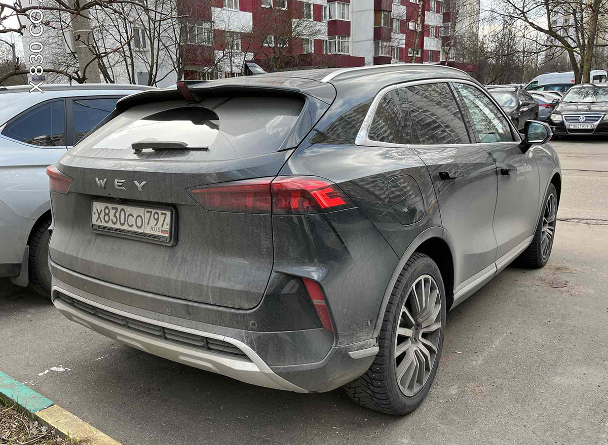 Фотографии из приложений каршеринга