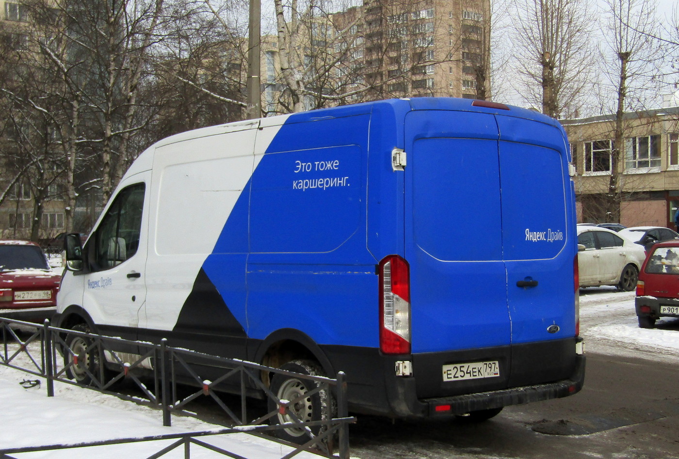 Межгород (Москва - Санкт-Петербург), Ford Transit № Е 254 ЕК 797