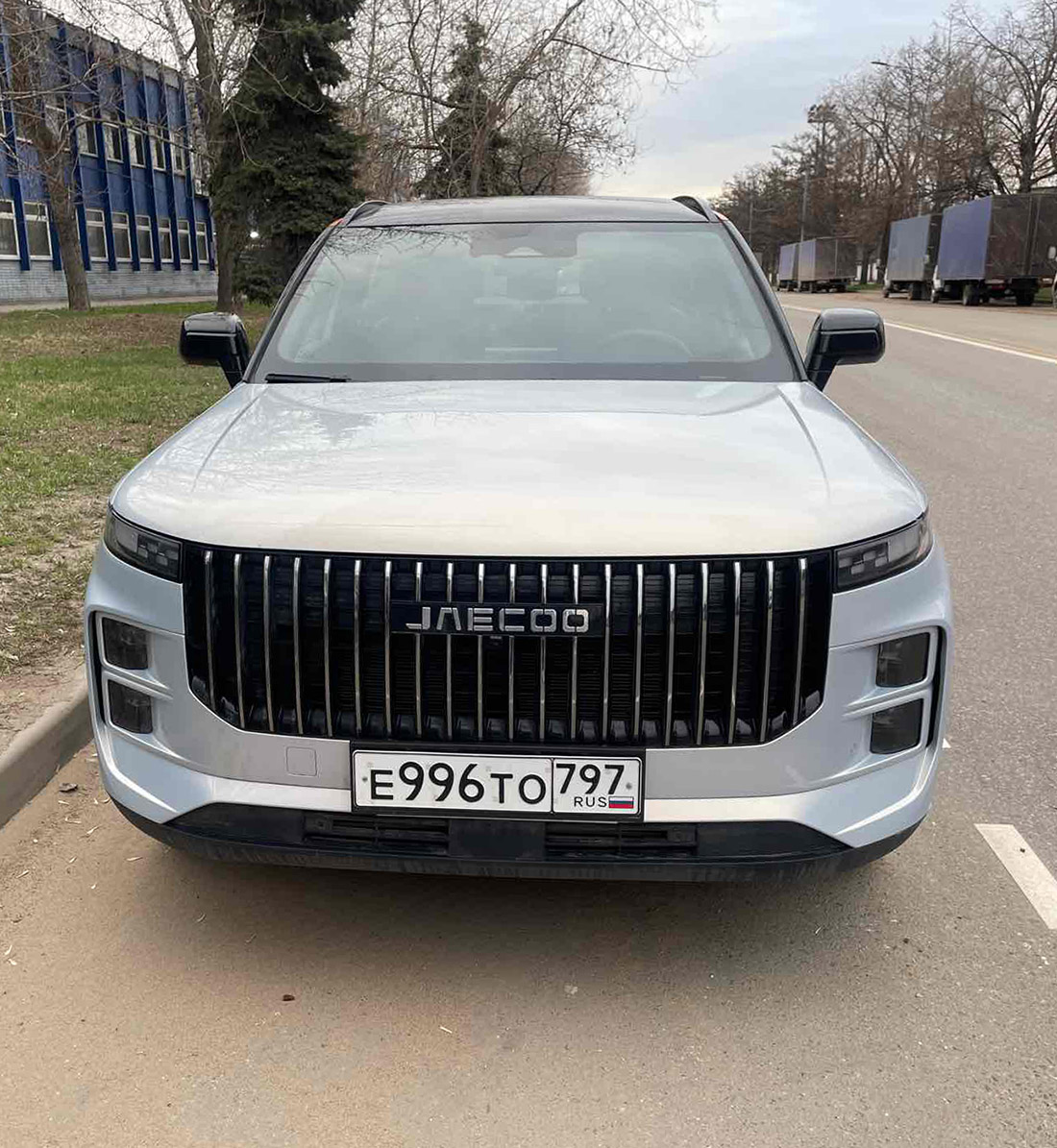 Фотографии из приложений каршеринга