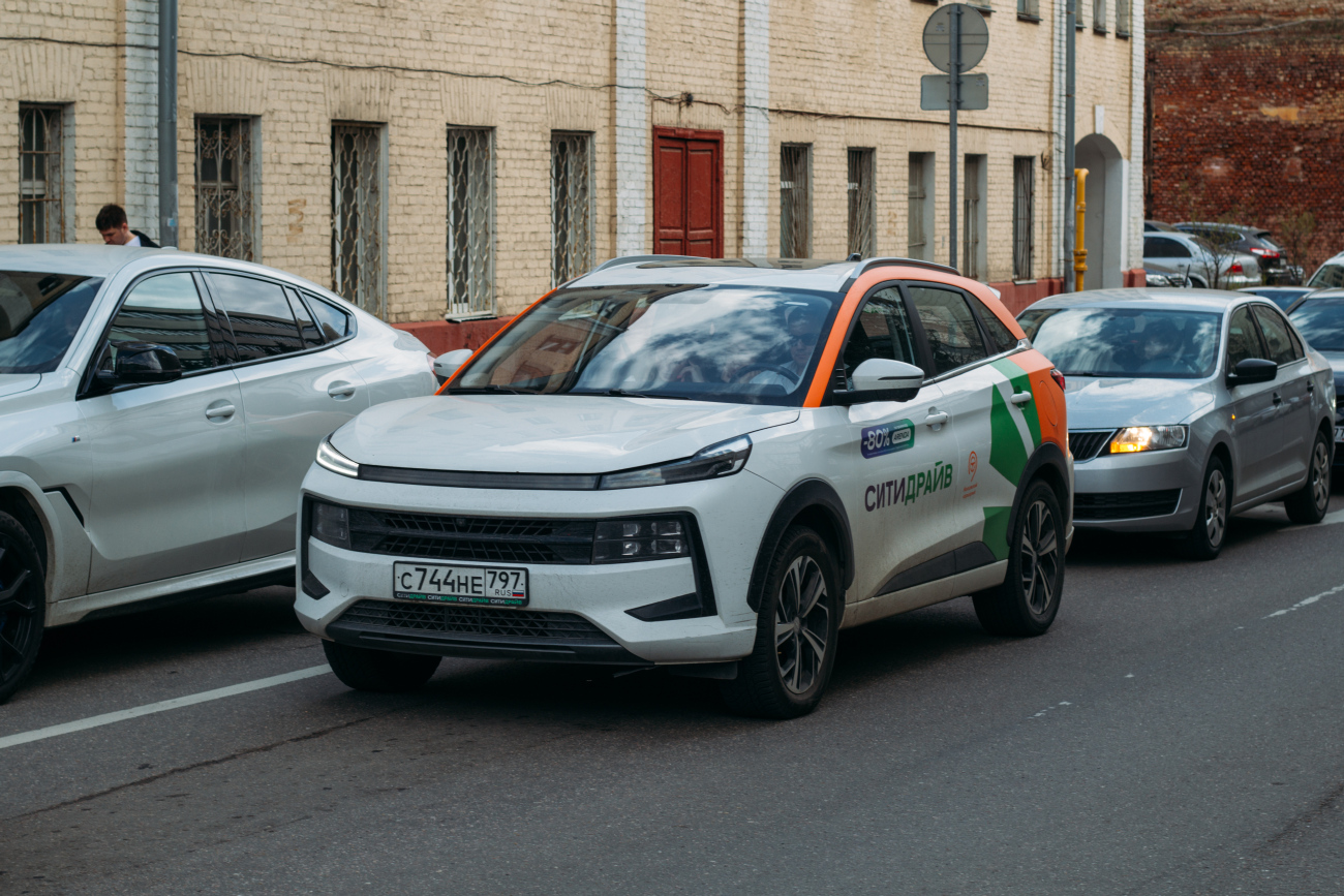 Москва, JAC JS6 № С 744 НЕ 797