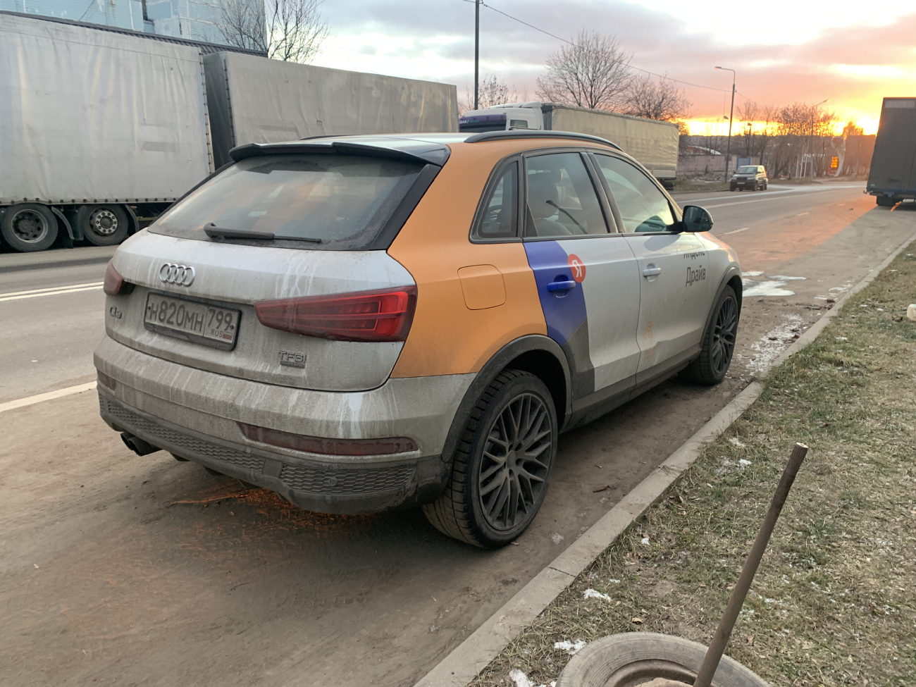 Москва, Audi Q3 № Н 820 МН 799