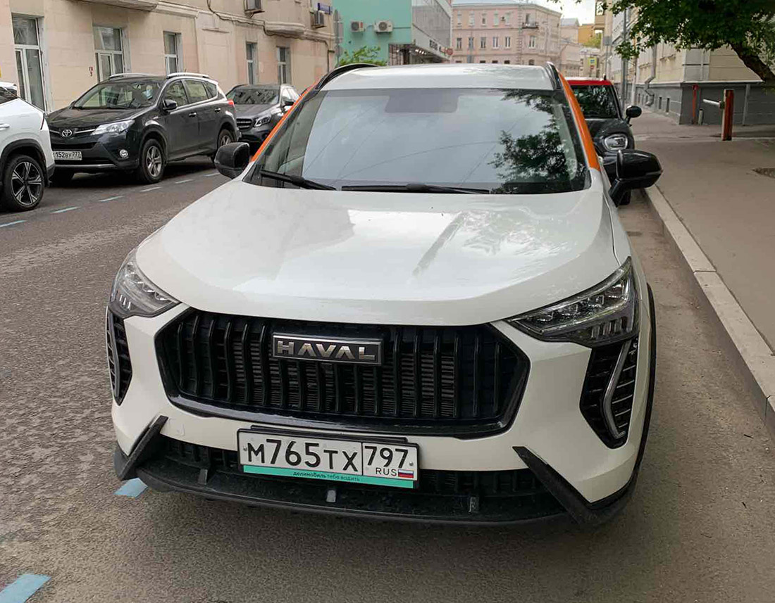 Фотографии из приложений каршеринга
