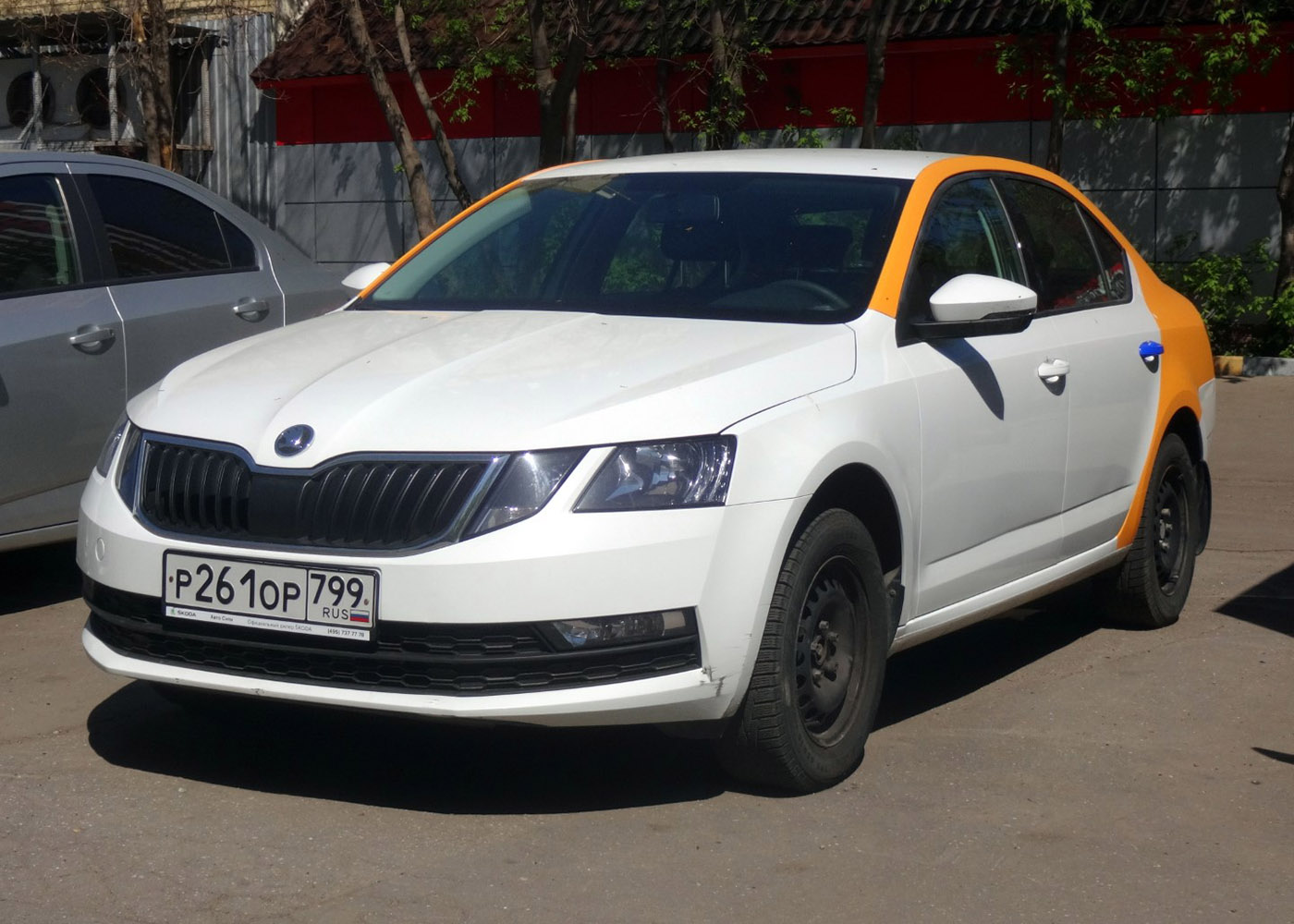 Москва, Škoda Octavia № Р 261 ОР 799