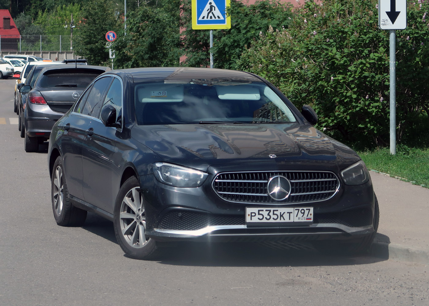 Межгород (Москва - Санкт-Петербург), Mercedes-Benz E-Klasse № Р 535 КТ 797