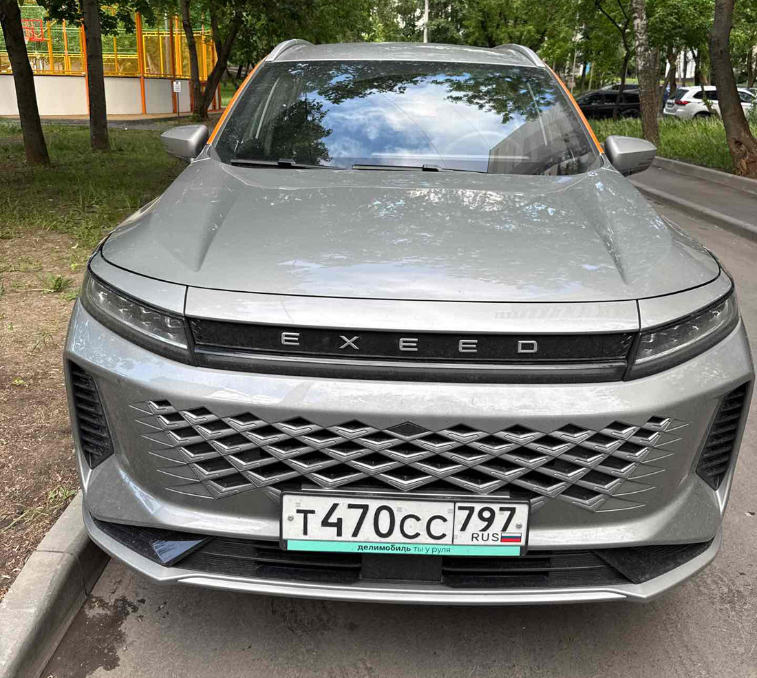 Фотографии из приложений каршеринга