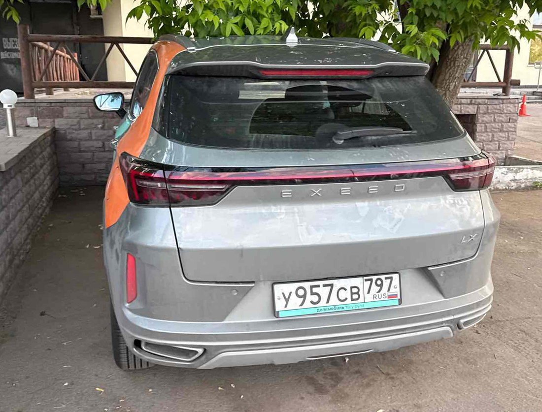 Фотографии из приложений каршеринга