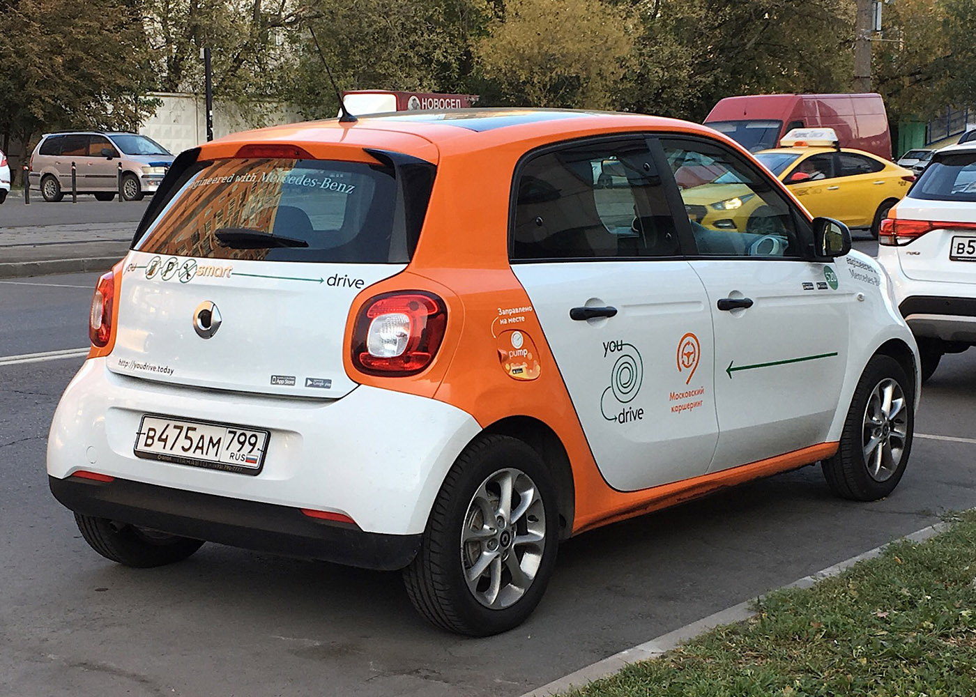 Москва, Smart ForFour № В 475 АМ 799