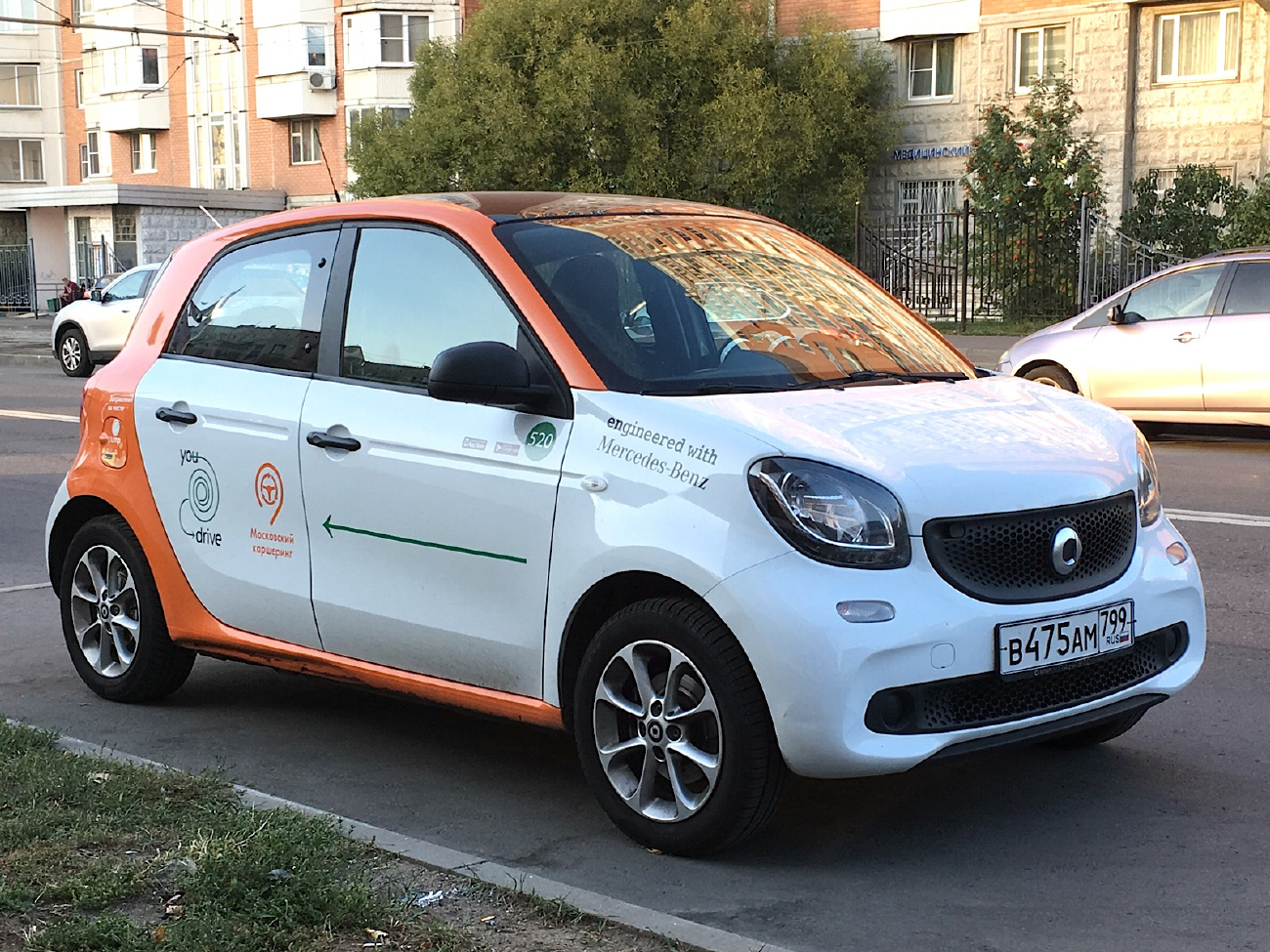 Москва, Smart ForFour № В 475 АМ 799