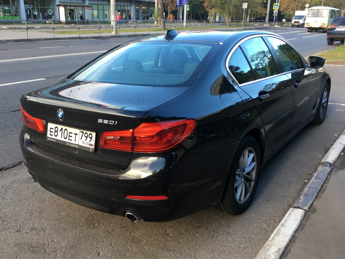 Межгород (Москва - Санкт-Петербург), BMW 5 Series № Е 810 ЕТ 799