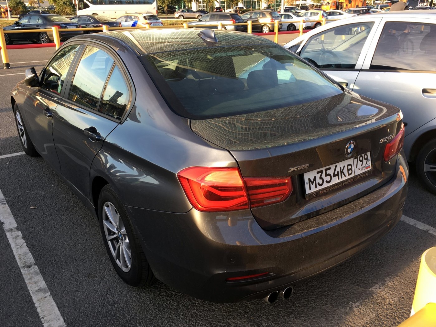 Москва, BMW 3 Series № М 354 КВ 799
