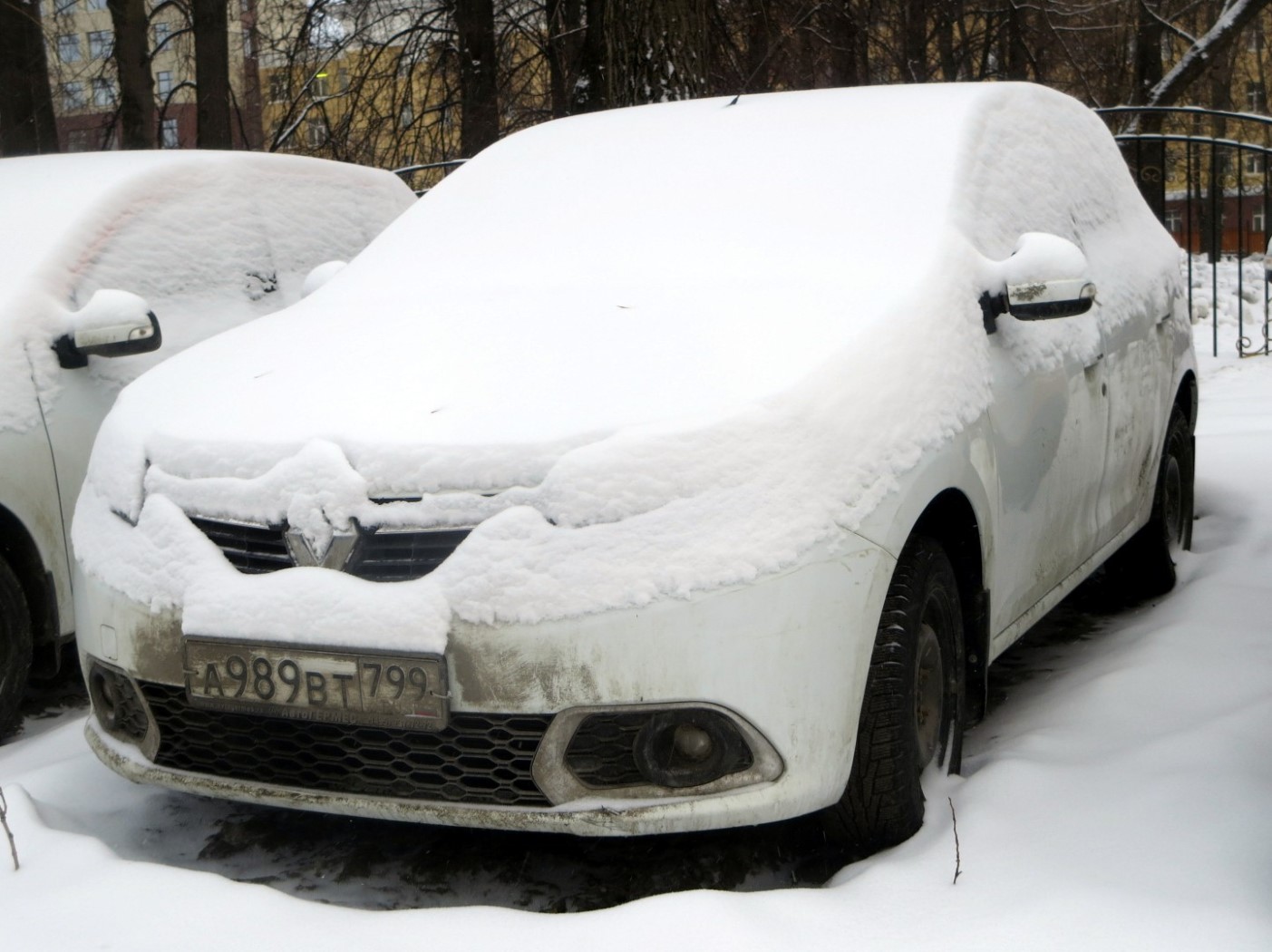 Москва, Renault Sandero № А 989 ВТ 799
