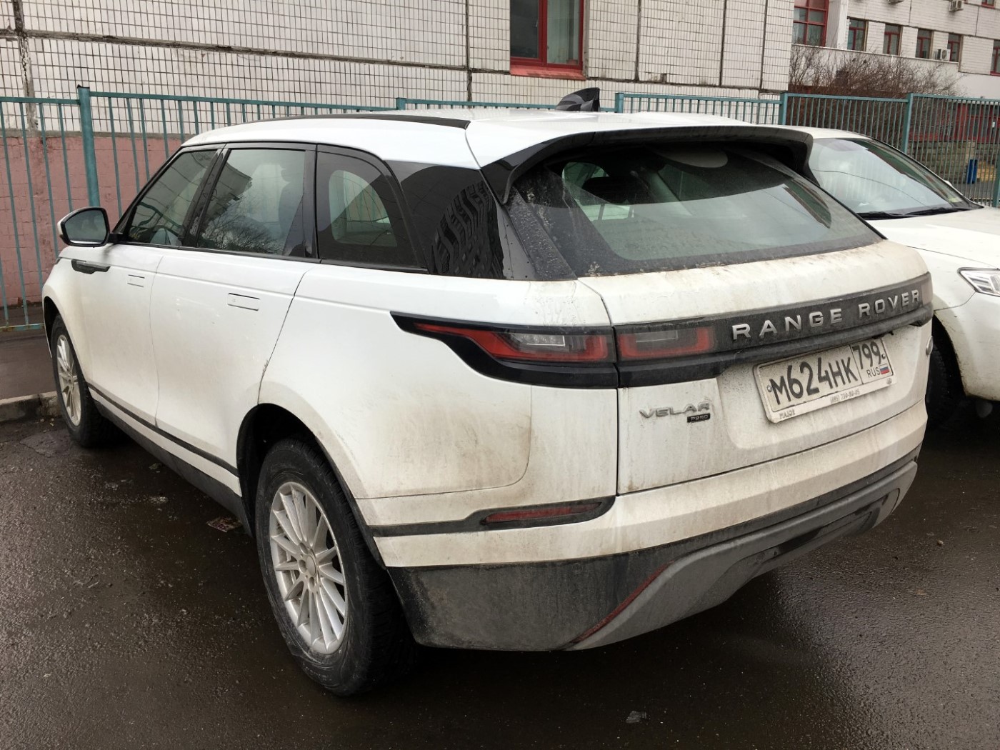 Межгород (Москва - Санкт-Петербург), Land Rover Range Rover Velar № М 624 НК 799
