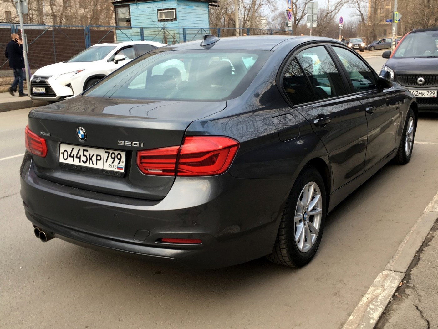 Москва, BMW 3 Series № О 445 КР 799