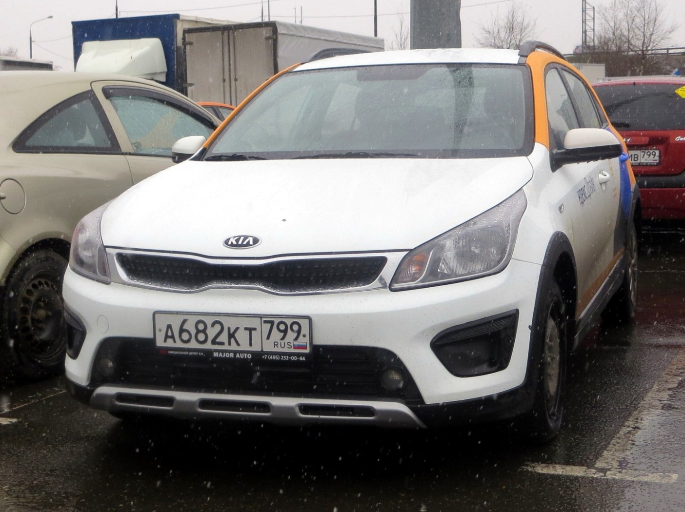 Москва, KIA Rio № А 682 КТ 799
