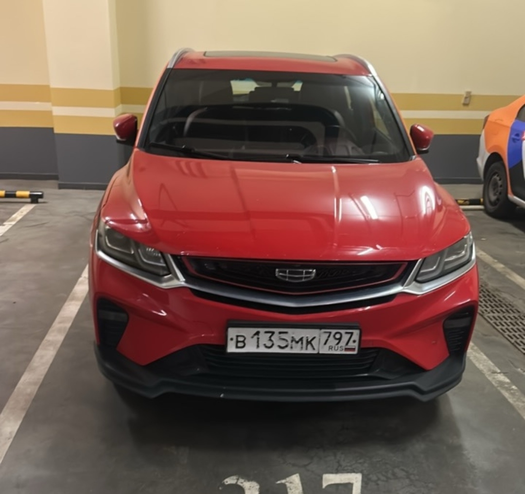 Москва, Geely Coolray № В 135 МК 797; Фотографии из приложений каршеринга