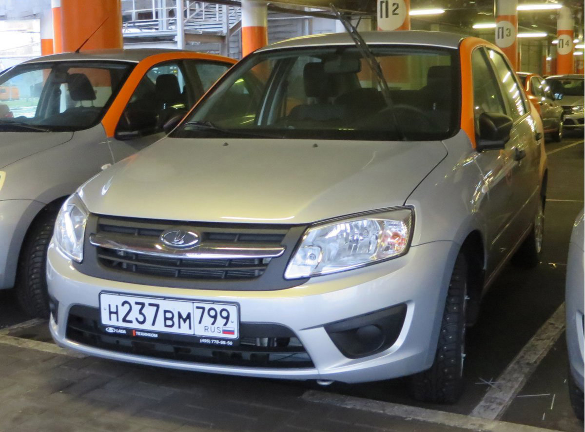 Москва, Lada Granta № Н 237 ВМ 799