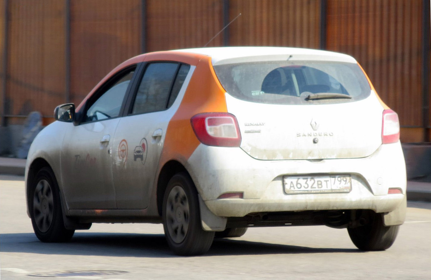 Москва, Renault Sandero № А 632 ВТ 799