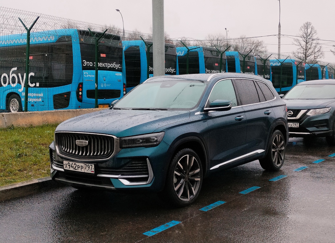 Москва, Geely Monjaro № Х 942 РР 797