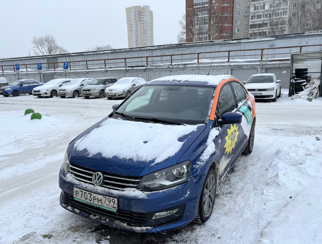 Екатеринбург, Volkswagen Polo № Р 703 РМ 799