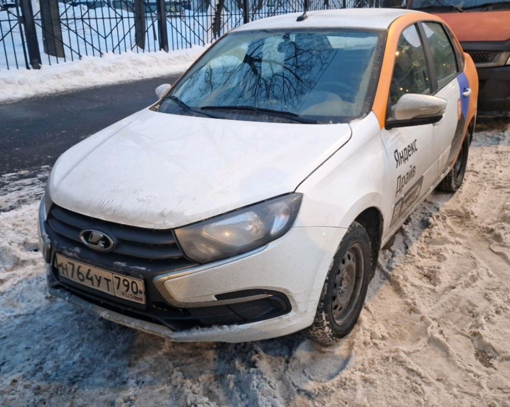 Москва, Lada Granta № Н 764 УТ 790; Фотографии из приложений каршеринга