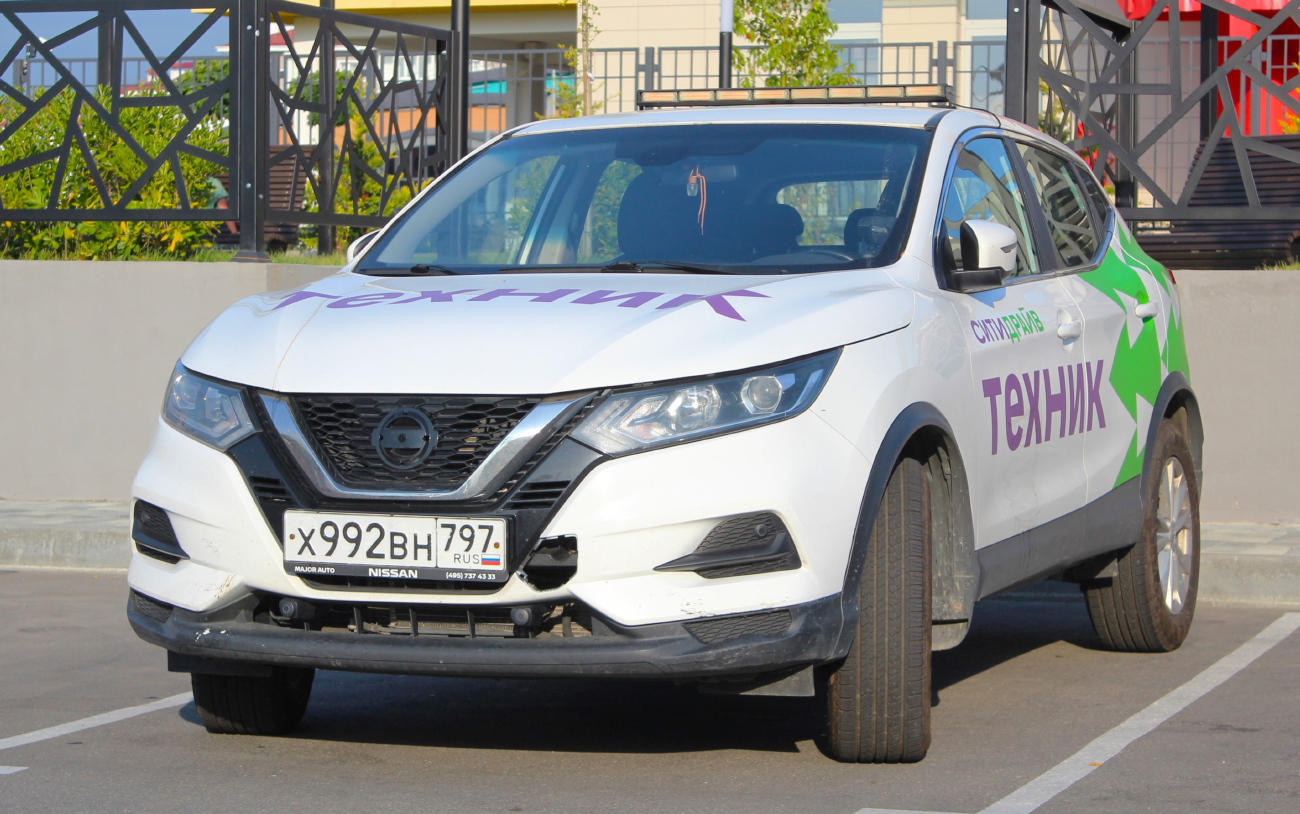 Сочи, Nissan Qashqai № Х 992 ВН 797; СитиДрайв &mdash; техническая служба
