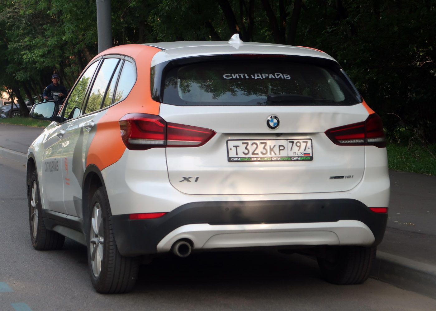 Москва, BMW X1 № Т 323 КР 797
