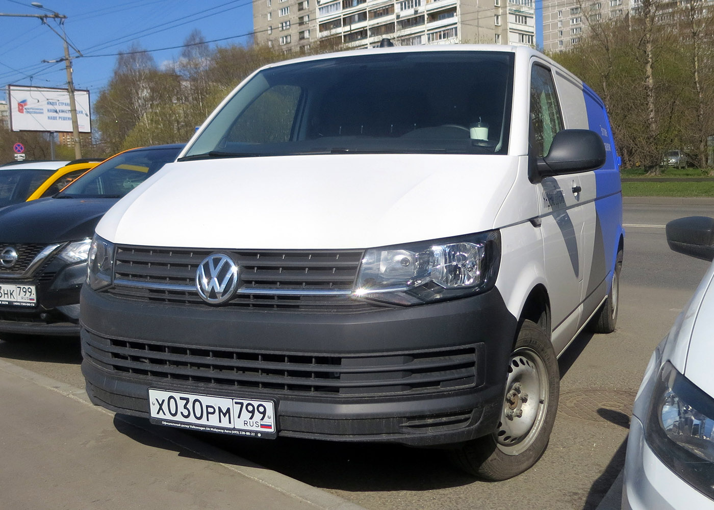 Межгород (Москва - Санкт-Петербург), Volkswagen Transporter № Х 030 РМ 799