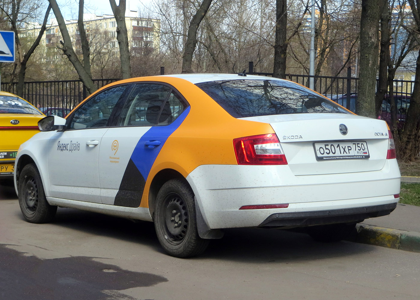 Москва, Škoda Octavia № О 501 ХР 750