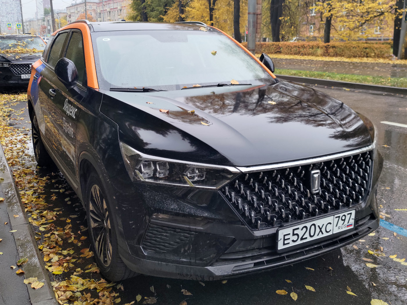 Москва, Bestune T77 № Е 520 ХС 797
