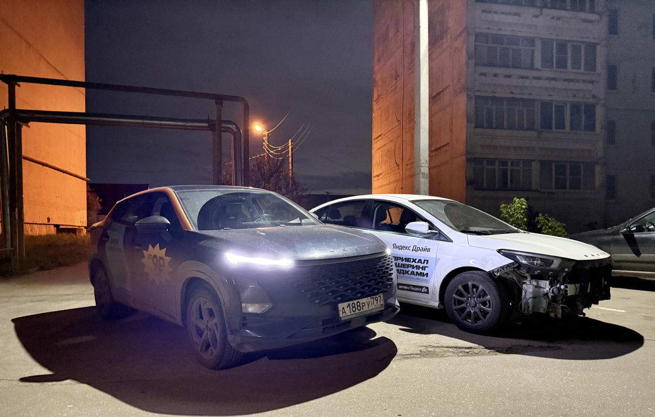 Москва, Omoda C5 № А 188 РУ 797; Нижний Новгород, Omoda S5 № У 261 УР 152