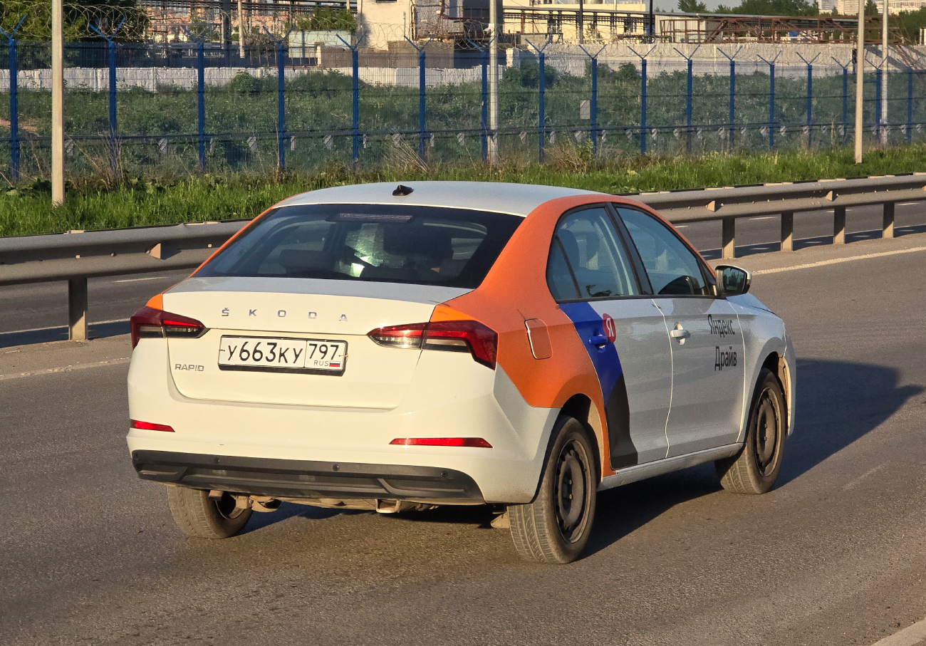 Казань, Škoda Rapid № У 663 КУ 797