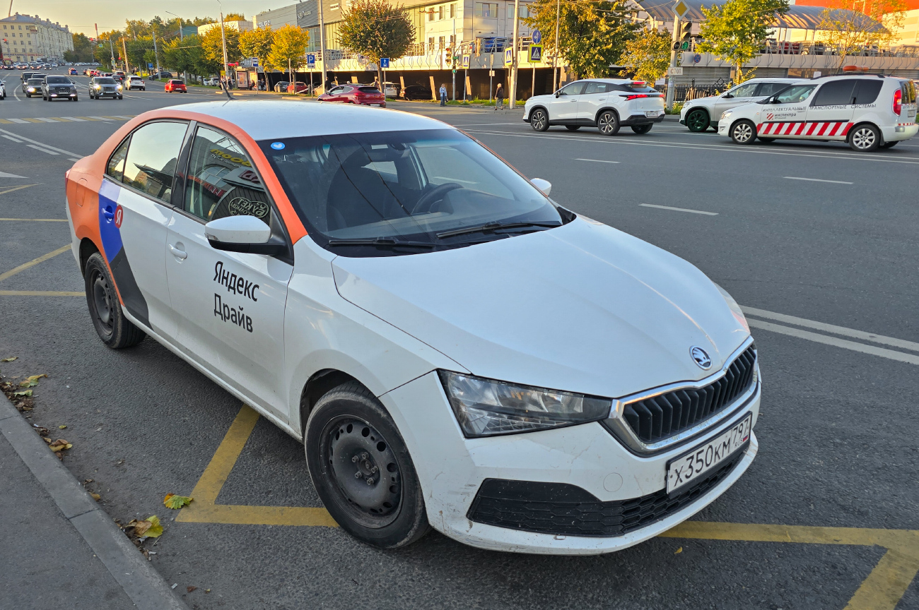 Москва, Škoda Rapid № Х 350 КМ 797